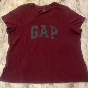 GAP Crew Neck Tee